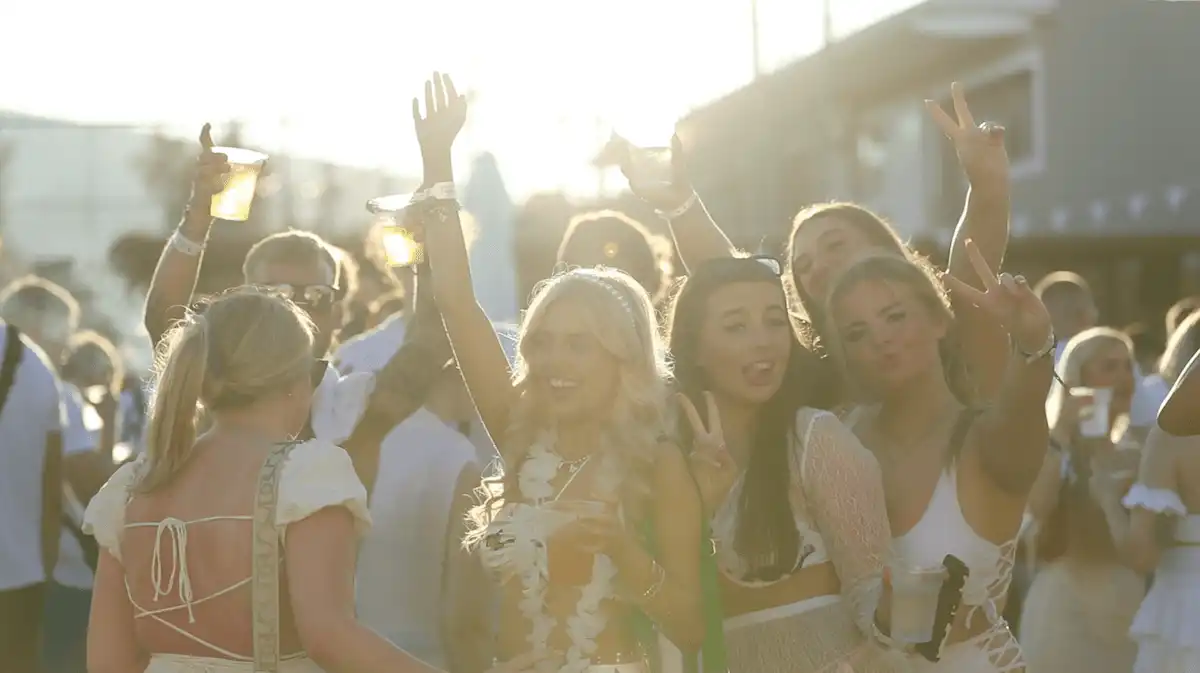 Summer jobs in Tenerife 2026